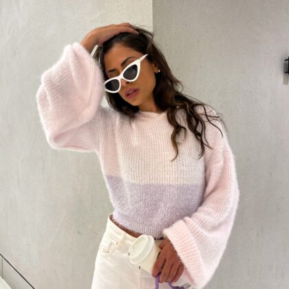 Cropped Tricotado com capuz e pelo